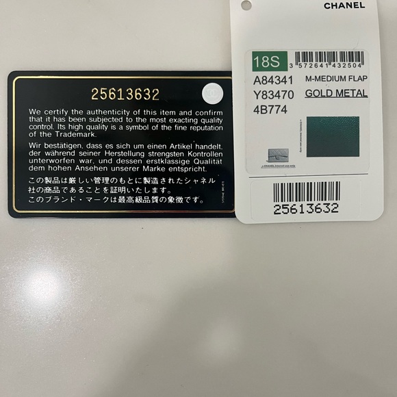 Chanel rare emerald metallic wallet authentic - Picture 6 of 8